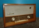 Grundig 2065 Tabletop Tube Radio Excellent Condition - Working. Fixed Price $349.95.