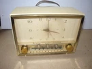 Vintage 1950S Westinghouse Clock Tube Radio Model H475T5 - Movie Prop. Fixed Price $97.50.
