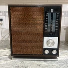 Vintage Mcm 1968 Walnut Panel Rca Radio,model RLC40W Japan. Fixed Price $49.00.