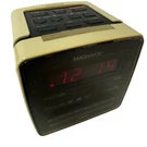 Magnavox Cube Clock Radio With Fm/am Tuner Dual Alarms Battery Backup Vintage. Fixed Price $13.99.