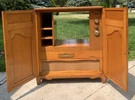 Vintage Rca Deluxe Tv Cabinet (see Description). Fixed Price $300.00.