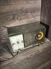Zenith Long Distance Radio Model S-54567 Read. Can't Get To Come On.. Fixed Price $31.00.