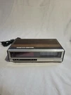 Soundesign Clock Radio Model 3659 Am/fm W/ Alarm. Fixed Price $21.00.