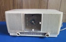 Vintage Model 547PH Am Clock Radio For Parts/restoration. Fixed Price $16.20.
