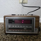 Vintage 7-4601A Digital Am Fm Clock Radio Alarm Woodgrain W/ Battery Backup. Fixed Price $21.87.