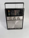 Vintage Realistic ASTRONAUT-5 Band Am/fm Portable Solid State Radio. Fixed Price $28.50.