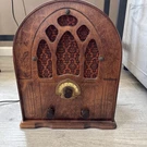 Franklin Cathedral Radio Vintage Table Top Am Fm Aux C-101 Brown Usa Works. Fixed Price $125.00.
