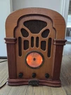 Thomas Collector Edition Model 411 Am/fm Radio.. Fixed Price $30.00.