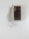 Vintage Rca Vibra Rvm 640Y Handheld Am/fm Radio Snow/rosewood Grain Works. Fixed Price $16.99.