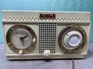 Vintage Dewald Model H-528 Radio Works Good Condition See Description. Fixed Price $75.00.