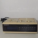 Vintage Mcm Sony Dream Machine ICF-C5W Fm/am Digital Clock Radio Woodgrain Cream. Fixed Price $29.00.