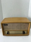 1950 Zenith S-52224 Chassis 7C05 Tube Radio Beautiful Shape. Fixed Price $125.00.