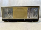 Vintage Magnavox Solid State Am Fm Clock Radio Alarm Works 030 054. Fixed Price $52.00.