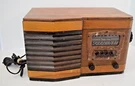 Vtg. Truetone Am Model D914 Table Radio W/catalan Accents. Fixed Price $89.95.