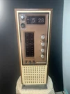 Vintage Magnavox Flip Clock Radio Model 1R1784 Woodgrain Japan Am/fm Alarm Power. Fixed Price $60.00.