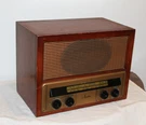 Sparton Am / Fm Model 141A - 8 Tube Radio Wood Tabletop 1949. Fixed Price $75.00.