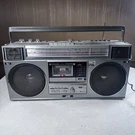Vintage Jvc RC-M50JW Stereo Boombox Ghettoblaster Am/fm/sw Cassette Biphonic. Fixed Price $327.75.