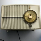 Vintage Zenith Am Broadcast Tube Radio. Tested And Working. Model H509W. Fixed Price $60.00.
