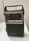 General Electric Vintage Am/fm Radio Model 7-2808A. Fixed Price $17.00.