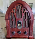 7-4100JA Vintage Cathedral Style Fm/am Radio Wood Veneer Cabinet. Fixed Price $89.95.