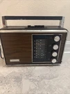Vintage Admiral Am/fm Radio Electric Prm 1137 Battery Tested Works. Fixed Price $27.99.