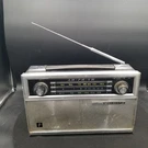Vintage 1960 Jc Penney 3 Band Am/fm/sw 12 Transistor Radio Model 1995. Fixed Price $25.00.
