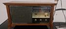 Rca Victor RHC41W Walnut Solid State Radio( Working). Fixed Price $50.00.