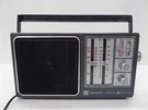 General Electric 4-BAND Receiver Radio 7-2945A No Battery Cover. Fixed Price $19.95.