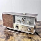 Vintage Motorola Solid State Clock Radio Mode XC33FW - Light Doesn Work. Fixed Price $24.99.