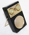 Vintage Zenith Royal 500 Portable Am / Fm Transistor Radio Works Video. Fixed Price $99.99.