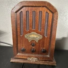 Thomas Collector Edition Radio Model BD-121 Retro Cathedral Style Am/fm.... Fixed Price $53.00.