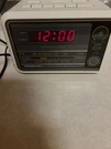 Soundesign Am/fm Electronic Clock Radio Model No 3639IVY. Fixed Price $22.49.