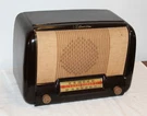 Silvertone Model 6200A - Tube Am Radio Battery 1946. Fixed Price $85.00.