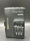 Vintage Sanyo Bassxpander Walkman Radio Model MGR-905(K) Tested Works. Fixed Price $40.00.