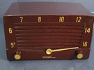Vintage 1953 Truetone Superheterodyne Radio D2102A Not Working For Parts Repair. Fixed Price $88.00.