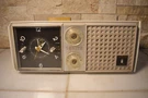 Vintage Mid Century Retro Zenith L-519 Tube Clock Radio Vg Powers On Tunes. Fixed Price $79.99.