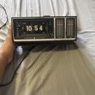 Vintage Flip Clock Am/fm Radio Alarm Model 7-4310C Retro 1970S 80S Working. Fixed Price $40.00.