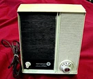 Vintage Westinghouse Tube Radio, Space Maker, Model H200T5, Non Working. Fixed Price $21.87.