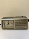 General Electric Analog Radio Alarm Clock-am/fm 7-4557B Vintage Works. Fixed Price $23.99.