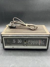 Vintage Am/fm Flip-clock Radio Model 7-4300F General Electric Works. Fixed Price $58.50.