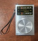 Electro Brand Vintage Radio AM/FM/TV1/TV2/WB Band Receiver Model 2126. Fixed Price $15.00.