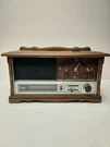 Vintage Rca Am Fm Analog Clock Radio Alarm Model Rws 486L Fruit Wood, Japan. Fixed Price $89.97.