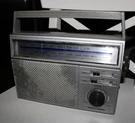 Vintage Radio Shack Realistic Portable Am/fm Model 12-717. Works.. Fixed Price $25.00.