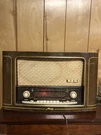 Metz 409/3D 1950 German Radio Large Tabletop Tube Am Fm Sw. Fixed Price $450.00.