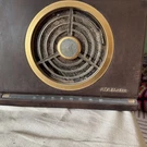 Vintage 1950 Rca Victor Bakelite Am Radio Not Tested Lots Of Tubes Back. Fixed Price $29.44.