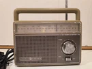 Vtg General Electric Am/fm Radio Model 7-2825J Ac Power Works *no Battery. Fixed Price $19.99.