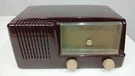 General Electric Model 400 Purple Bakelite Tube Radio: No Power. Fixed Price $54.95.