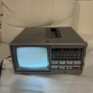 Vintage General Electric Portable Tv Am/fm Radio Model 7-7150B. Fixed Price $29.99.