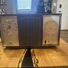 1960S Estate Zenith Model M504C Tube Am Radio Vintage Mcm Parts /repair. Fixed Price $32.00.