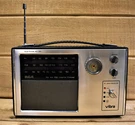 Vintage Rca Vibra 4 Band Selector Fm Am Psb Weather Forecast Portable Radio. Fixed Price $39.99.